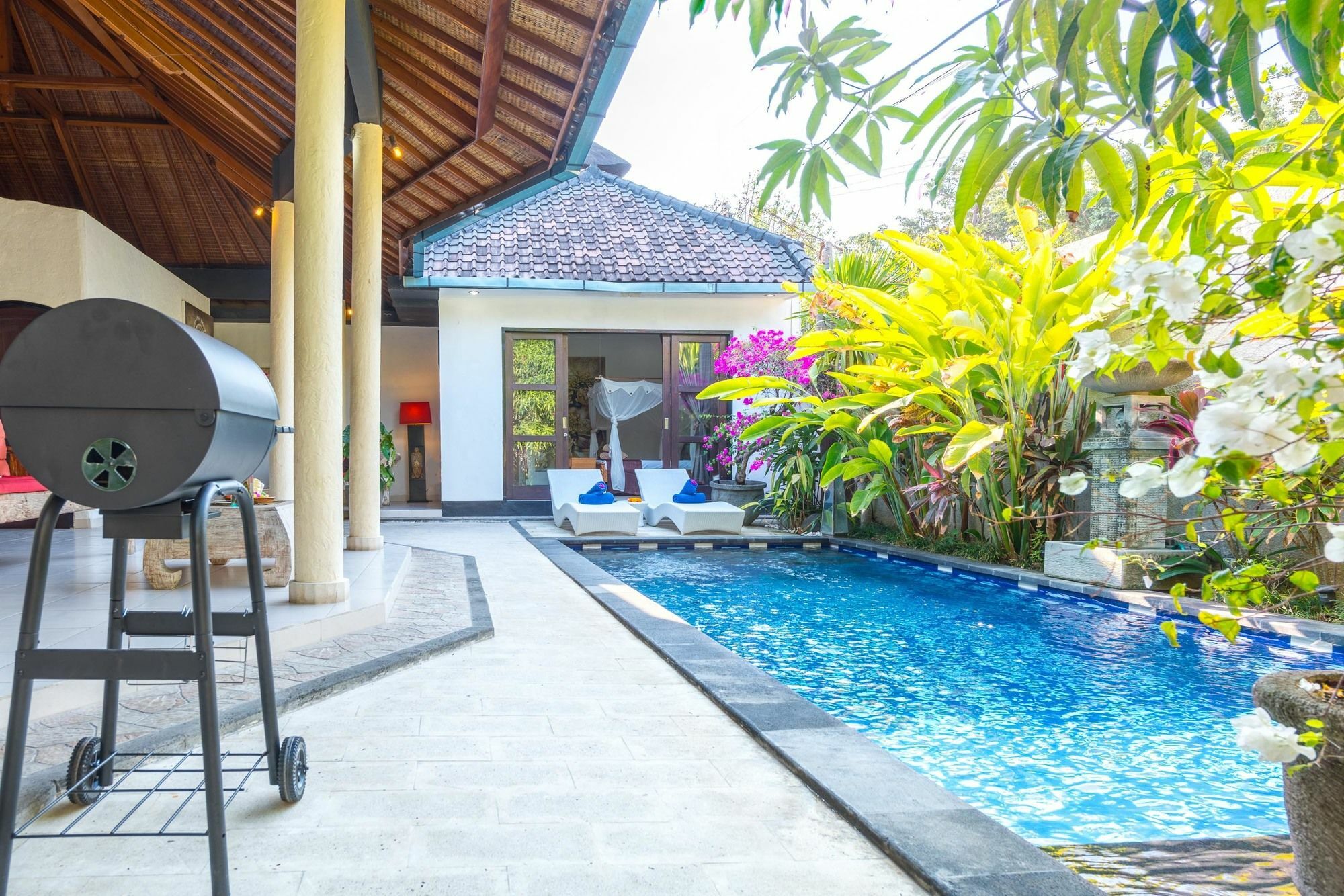 Villa Seminyak Villas *