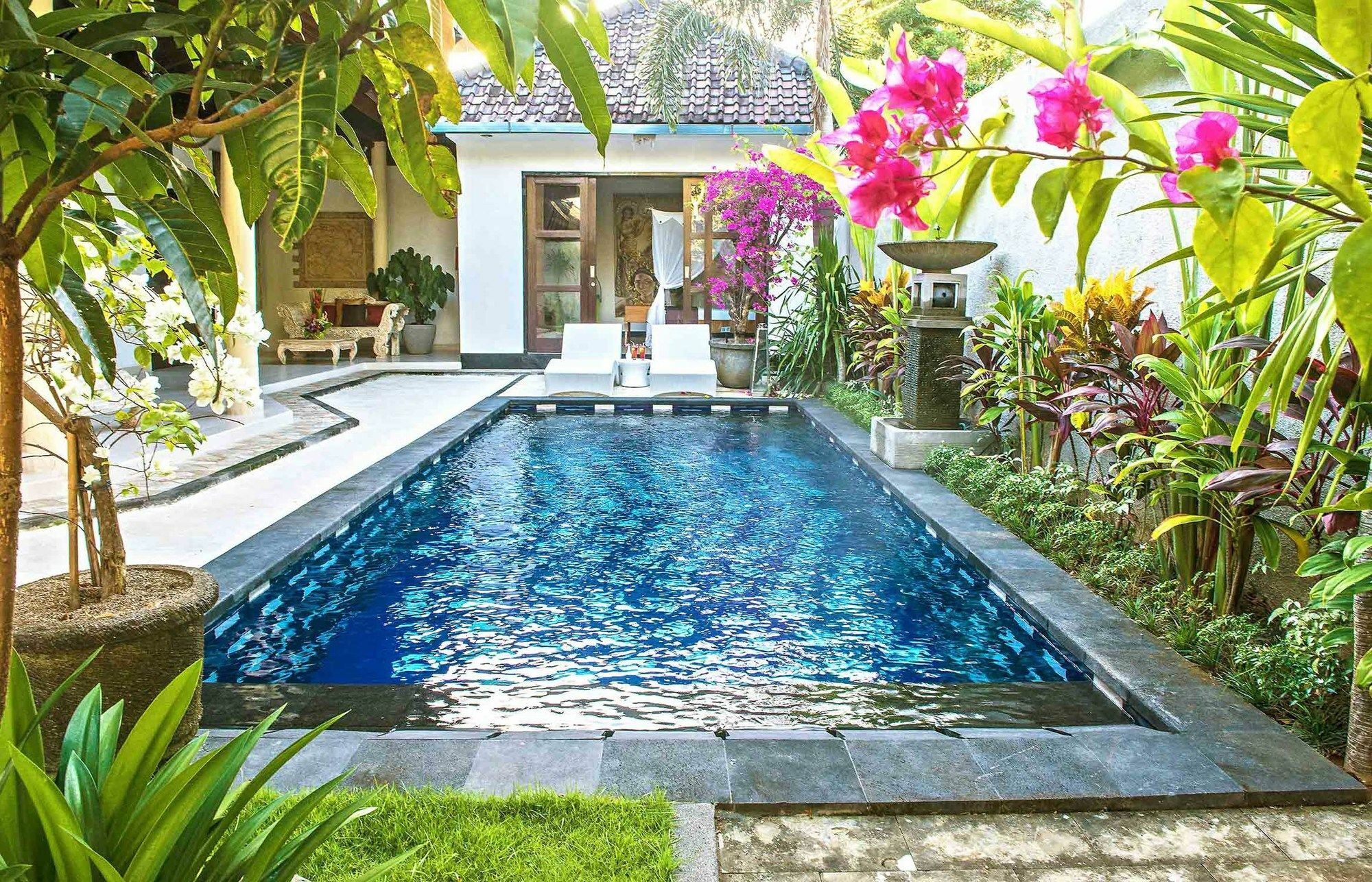 Villa Seminyak Villas *